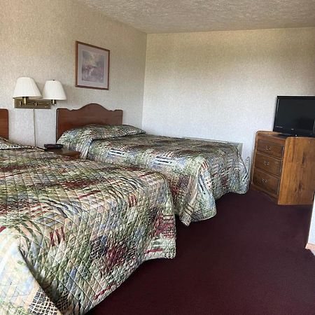 Gray Wolf Lodge Manistique Exterior foto